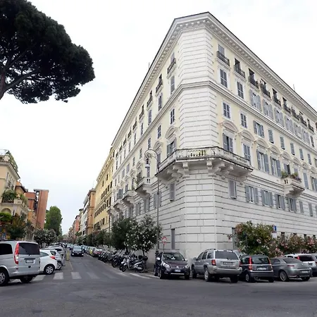 Apartamento Mecenate Deluxe Colosseum *