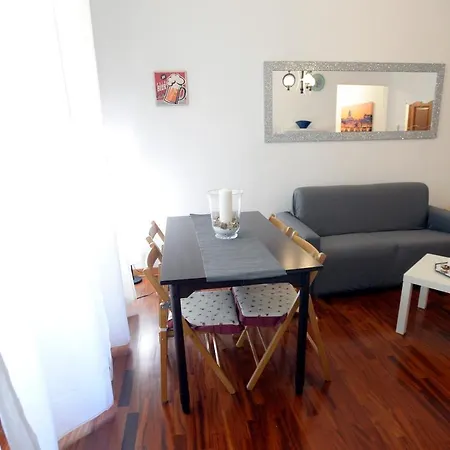 Apartamento Mecenate Deluxe Colosseum Roma