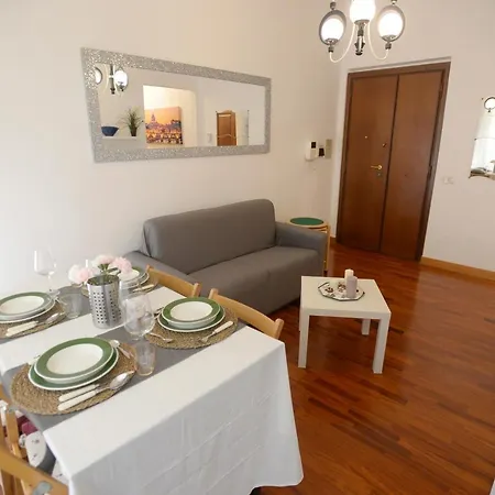 Mecenate Deluxe Colosseum Apartamento *